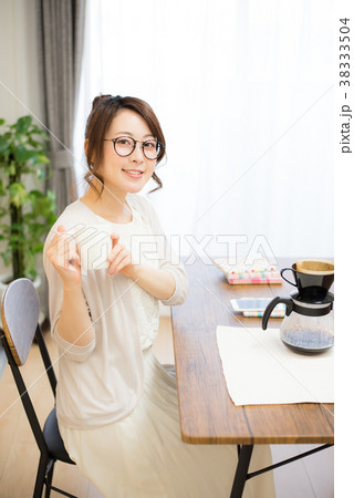 ライフスタイル　女性 38333504