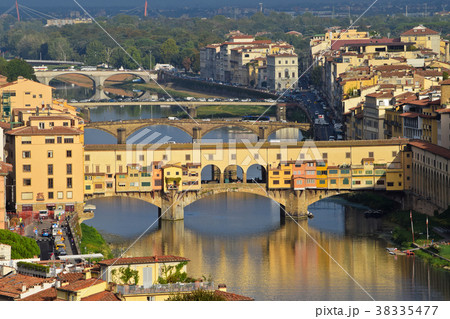 View of Ponte Vecchio in Florence in Italy. 38335477