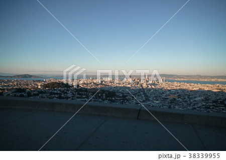 view of San Francisco from Twin Peaks at sunset view of San Francisco from Twin Peaks at sunset 38339955