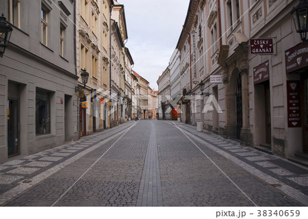 〔チェコ〕 プラハの街 〔チェコ〕 プラハの街 38340659