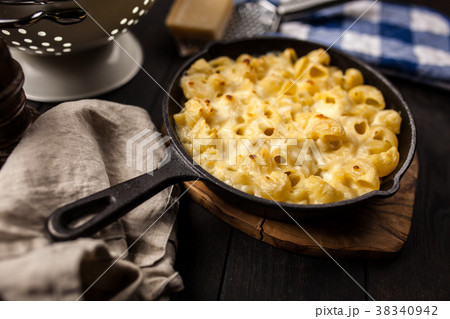 Mac and cheese Mac and cheese 38340942