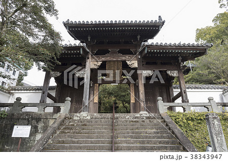 聖福寺の山門 38343947