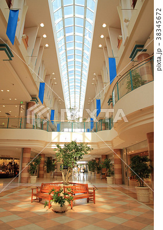 ショッピングモール ショッピングセンター ショッピングモール ショッピングセンター 38345672