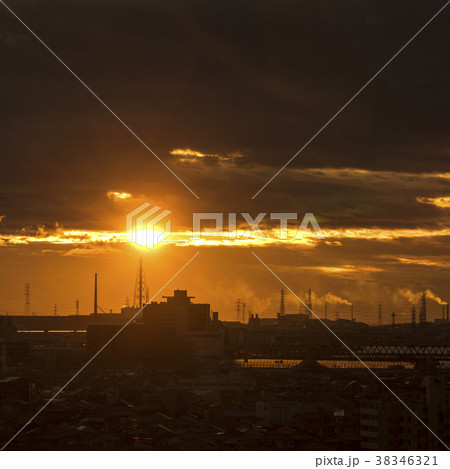 播磨の夕景 (兵庫県加古川市) 播磨の夕景 (兵庫県加古川市) 38346321