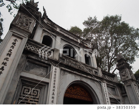 Temple of Literature, Hanoi, Vietnam / ベトナム・ハノイ・文廟 38350359
