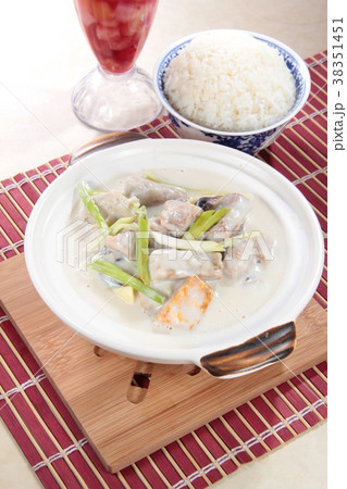 vegetable cuisine 38351451