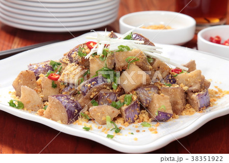 vegetable cuisine 38351922