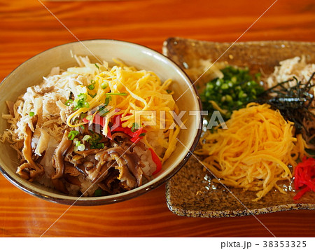 奄美名物 「鶏飯」 38353325