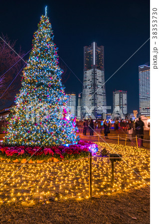 神奈川県 みなとみらい クリスマスイルミネーションの写真素材