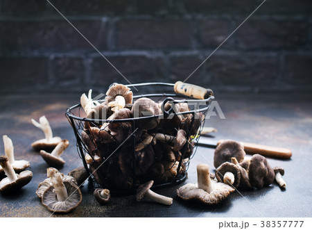 mushrooms mushrooms 38357777