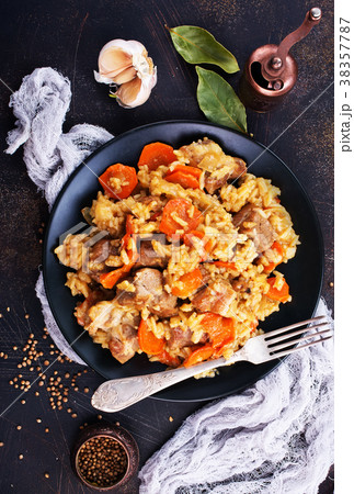 Fried Rice with Vegetables and Meat Fried Rice with Vegetables and Meat 38357787