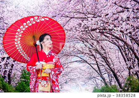 Asian woman wearing japanese traditional kimono Asian woman wearing japanese traditional kimono 38358528