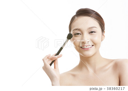 アジア人女性のビューティーシリーズ　メイク 38360217