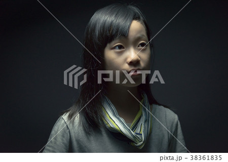 人影 女子 女児 38361835