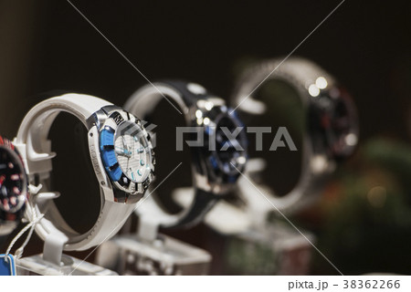 Luxury watches in detail 38362266