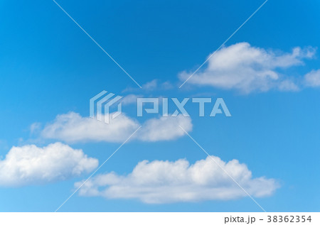 Blue sky and clouds 38362354