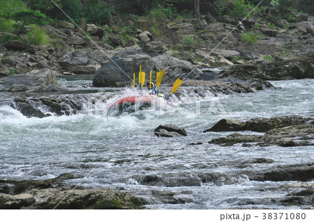 京都でラフティング 38371080
