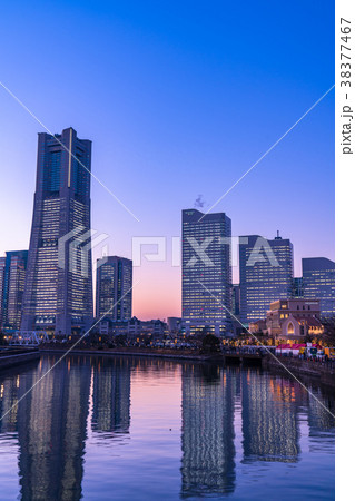 《神奈川県》横浜みなとみらい・全館ライトアップ夜景 《神奈川県》横浜みなとみらい・全館ライトアップ夜景 38377467