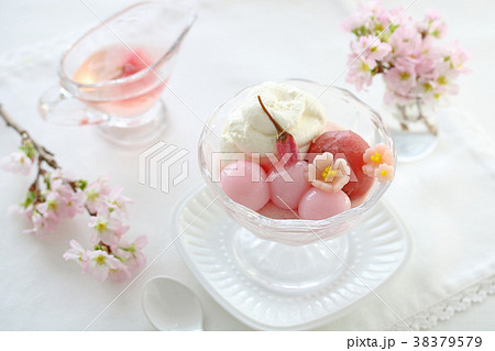 さくらパフェ さくらパフェ 38379579