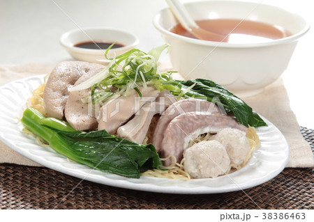 dried noodles dried noodles 38386463