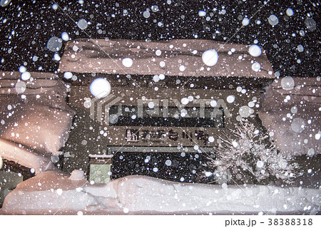 道の駅　白川郷　雪降り 38388318