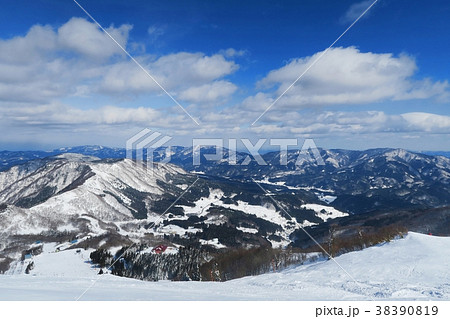 スキー場の風景 スキー場の風景 38390819