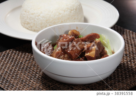 rice with pork or beef or other meat ingredients rice with pork or beef or other meat ingredients 38391558