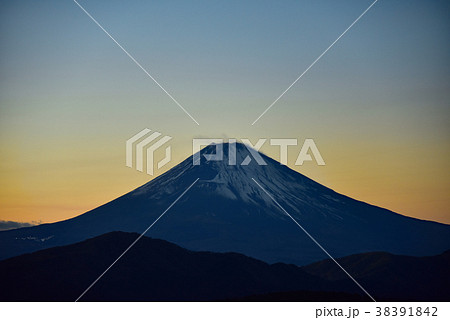 夕焼けの富士山　 38391842