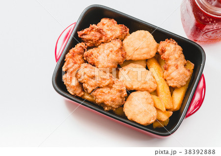 鶏 チキン ニワトリ 38392888