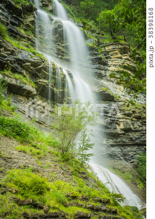 aterfall in the spanish national park Ordesa  38398168