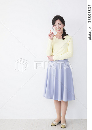 40代女性 38398337