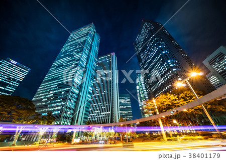 city skyline in Shinjuku, Tokyo, Japan 38401179