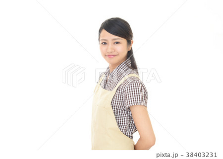 エプロンを着た女性 エプロンを着た女性 38403231