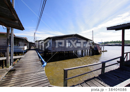 世界最大規模のカンポンアイル 38404086