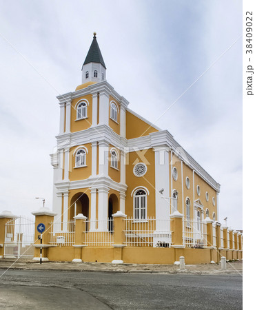 Dutch Colonial architecture in Willemstad, Curacao 38409022