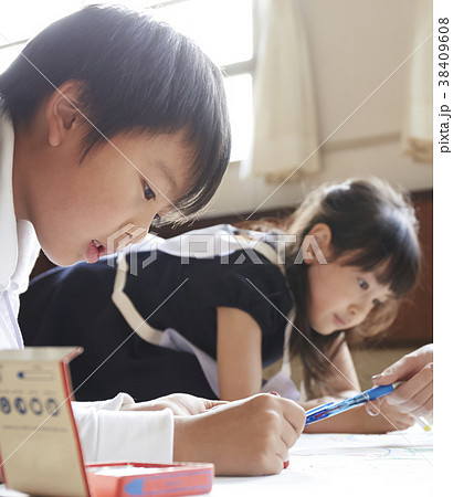 お受験でお絵描き お受験でお絵描き 38409608