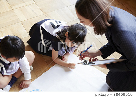 お受験でお絵描き 38409616