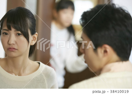 夫婦喧嘩と子供 夫婦喧嘩と子供 38410019