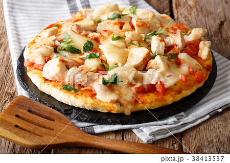 Delicious food Delicious food 38413537