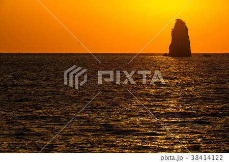 小角力の夕陽　ながさきサンセットロード　【長崎県長崎市外海町】 38414122