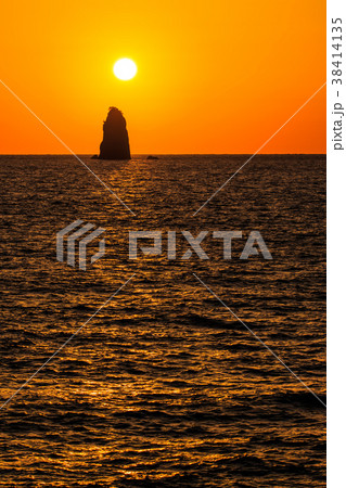 小角力の夕陽　ながさきサンセットロード　【長崎県長崎市外海町】 38414135