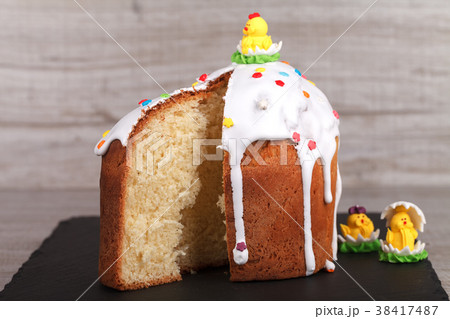 Easter cake on a slate stand Easter cake on a slate stand 38417487