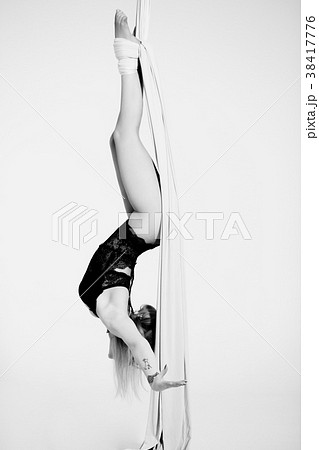 Perfect acrobatic mastership 38417776