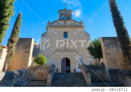 セゴビア サン・フアン・デ・ラ・クルス修道院 Centro San Juan de la Cruz 38418711