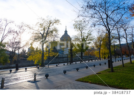 エル・エスコリアル修道院 38418737