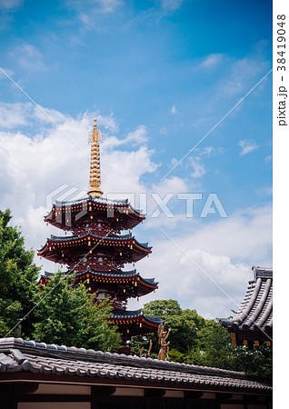 Five storey Japanese pagoda Kawasaki Daishi Temple 38419048
