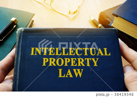 Copyright infringement. Intellectual property law. 38419348