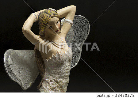 single blond fairy 38420278