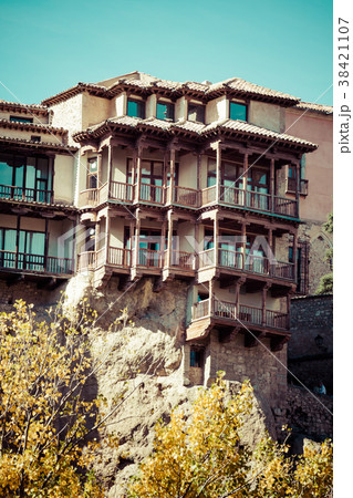 houses hung in cuenca, Spain 38421107
