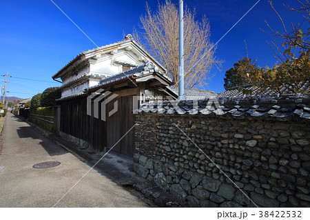 レトロな城下町、安芸市土居廓中(あきしどいかちゅう)にある野村家住宅「重要伝統的建造物群保存地区」 レトロな城下町、安芸市土居廓中(あきしどいかちゅう)にある野村家住宅「重要伝統的建造物群保存地区」 38422532